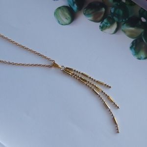 Gold Tone Necklace